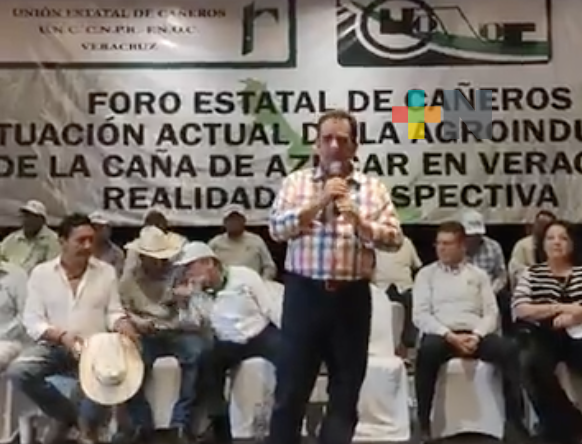 José Francisco Yunes participa en Foro de Agroindustria Cañera